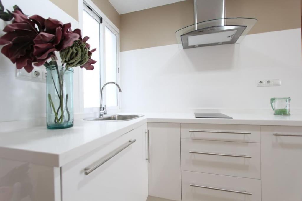 Apartamento Cuarzo Севиля Екстериор снимка